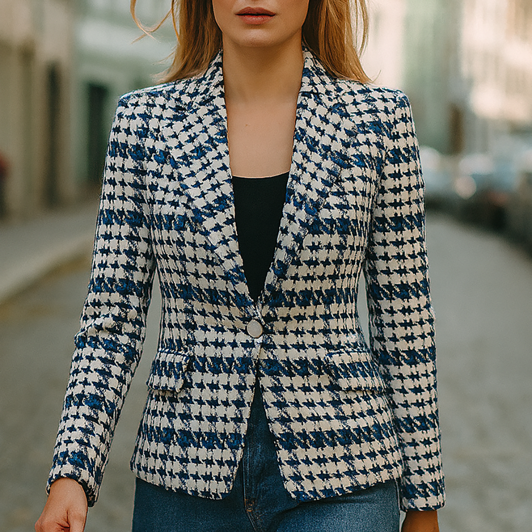 Houndstooth-pattern blazer with notched lapel and single-button closure